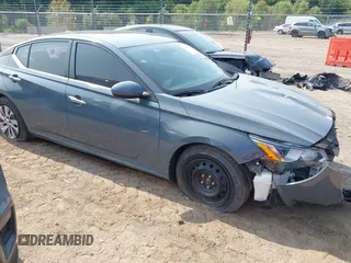 2019 Nissan Altima S z VIN 1N4BL4BV3KC200376, wystawiony jako IAAI lot #39967593 z przebiegiem 58 218 mil mil oraz . Historia ofert i sprzedaży dostępna na DreamBid. Obrazek 1.