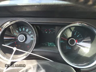 2014 Ford Mustang V6 с VIN 1ZVBP8AM3E5233138, выставлен на аукционе Copart как лот 53058815 с пробегом 101 345 миль миль и На запчасти • Non repairable. История ставок и продаж доступна на DreamBid. Изображение 9.