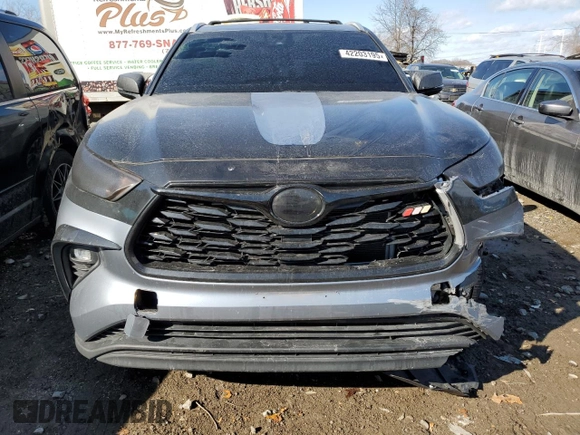 2023 Toyota Highlander L z VIN 5TDKDRAH5PS518845, wystawiony jako Copart lot #42203195 z przebiegiem 31 134 mil mil oraz Szkoda całkowita • Salvage title. Historia ofert i sprzedaży dostępna na DreamBid. Obrazek 5.