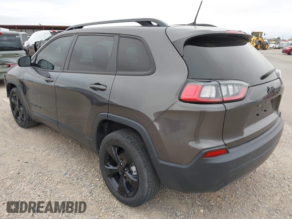 2020 Jeep Cherokee Latitude Plus with VIN 1C4PJLLB2LD570914, listed as a IAAI auction lot 40933764 with 49,886 mi miles. Bid and sale history available at carsss.com. Image 3.