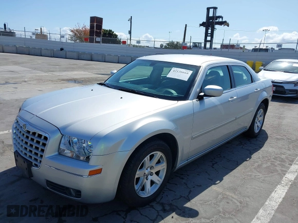2007 Chrysler 300 Touring with VIN 2C3KA53G57H737815, listed as a IAAI auction lot 42126668 with 46,750 mi miles and . Bid and sale history available at DreamBid. Image 18.