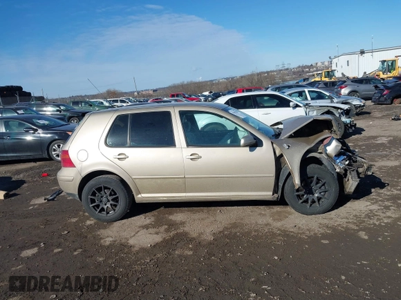 2005 Volkswagen Golf с VIN 9BWFR61J354015902, выставлен на аукционе IAAI как лот 41462331 с пробегом 235 754 миль миль и . История ставок и продаж доступна на DreamBid. Изображение 14.