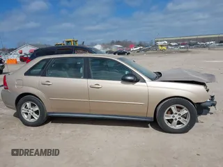 2004 Chevrolet Malibu Maxx LS z VIN 1G1ZT62824F197303, wystawiony jako IAAI lot #41890752 z przebiegiem 92 900 mil mil oraz . Historia ofert i sprzedaży dostępna na DreamBid. Obrazek 14.