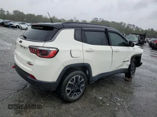 2019 Jeep Compass Trailhawk with VIN 3C4NJDDB0KT671213, listed as a Copart auction lot 49506685 with 77,985 mi miles and Salvage Title. Bid and sale history available at carsss.com. Image 3.