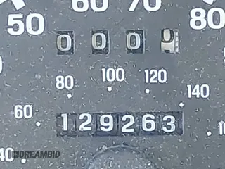 2000 Ford Explorer Eddie Bauer z VIN 1FMDU74E4YZA45773, wystawiony jako IAAI lot #41678121 z przebiegiem 129 263 mil mil oraz . Historia ofert i sprzedaży dostępna na DreamBid. Obrazek 12.