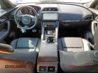 2019 Jaguar F-Pace 25t Premium with VIN SADCJ2FX3KA397408, listed as a Copart auction lot 59347685 with 19,340 mi miles and Salvage title. Bid and sale history available at DreamBid. Image 8.