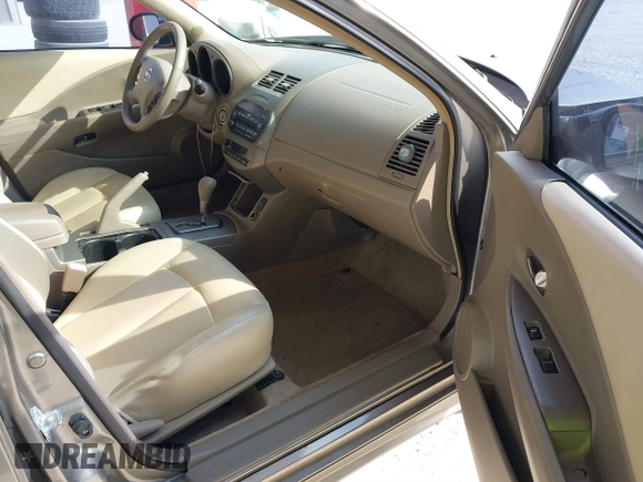 2002 Nissan Altima SE with VIN 1N4BL11D22C245123, listed as a IAAI auction lot 41350745 with 74,504 mi miles. Bid and sale history available at carsss.com. Image 5.