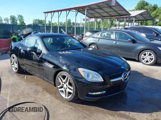 2014 Mercedes-Benz SLK 250 z VIN WDDPK4HAXEF083492, wystawiony jako IAAI lot #42289662 z przebiegiem 100 118 mil mil oraz . Historia ofert i sprzedaży dostępna na DreamBid. Obrazek 1.