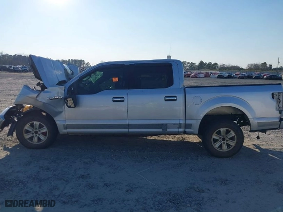 2017 Ford F-150 XL with VIN 1FTEW1C84HKD44717, listed as a IAAI auction lot 41656504 with 102,000 mi miles. Bid and sale history available at carsss.com. Image 14.