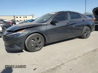2023 Hyundai Elantra SEL z VIN 5NPLM4AG2PH103101, wystawiony jako Copart lot #49977135 z przebiegiem 28 443 mil mil oraz Szkoda całkowita • Salvage title. Historia ofert i sprzedaży dostępna na DreamBid. Obrazek 1.