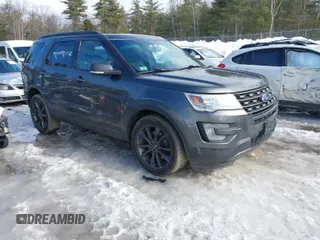 2017 Ford Explorer XLT z VIN 1FM5K8DH5HGE31723, wystawiony jako IAAI lot #41661136 z przebiegiem 85 263 mil mil oraz . Historia ofert i sprzedaży dostępna na DreamBid. Obrazek 1.