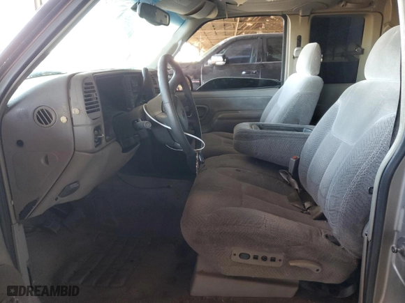 1998 GMC Sierra 1500 with VIN 2GTEC19R2W1558384, listed as a Copart auction lot 84510914 with 140,032 mi miles and Salvage Title. Bid and sale history available at carsss.com. Image 7.