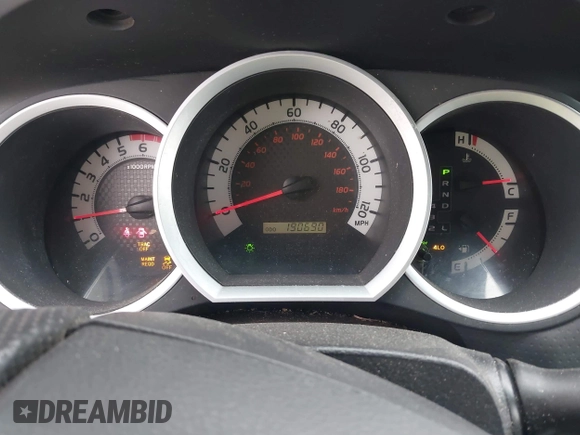 2014 Toyota Tacoma with VIN 3TMLU4EN8EM139665, listed as a IAAI auction lot 41925143 with 190,690 mi miles and . Bid and sale history available at DreamBid. Image 7.