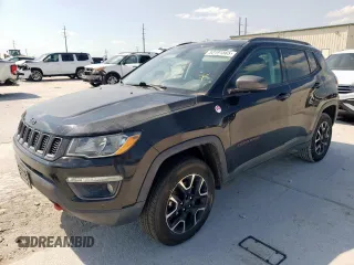2019 Jeep Compass Trailhawk z VIN 3C4NJDDB2KT765576, wystawiony jako Copart lot #53191565 z przebiegiem 86 684 mil mil oraz Czysty tytuł • Clean title. Historia ofert i sprzedaży dostępna na DreamBid. Obrazek 1.