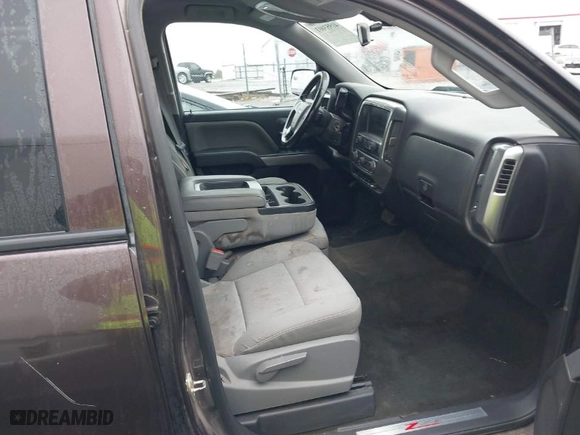 2016 Chevrolet Silverado 1500 LT with VIN 3GCUKREC1GG197043, listed as a IAAI auction lot 41953001 with 181,124 mi miles. Bid and sale history available at carsss.com. Image 5.