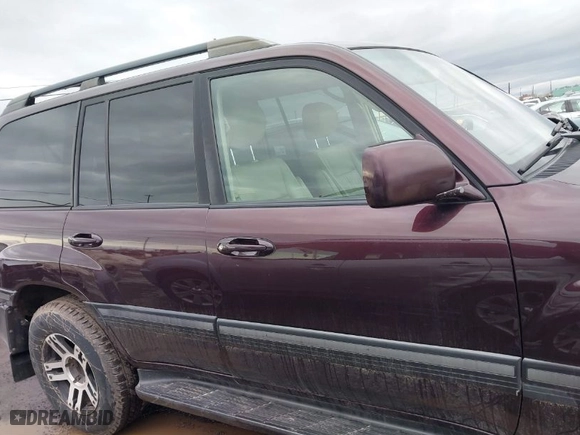 2004 Toyota Land Cruiser with VIN JTEHT05J242066695, listed as a IAAI auction lot 41725358 with 226,895 mi miles. Bid and sale history available at carsss.com. Image 13.