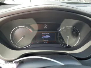 2023 Cadillac XT4 FWD Luxury с VIN 1GYAZAR47PF107473, выставлен на аукционе Copart как лот 59137665 с пробегом 9 198 миль миль и Списание • Salvage title. История ставок и продаж доступна на DreamBid. Изображение 9.
