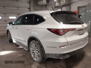 2023 Acura MDX w/Advance Package with VIN 5J8YE1H88PL006479, listed as a IAAI auction lot 41386253 with 28,729 mi miles. Bid and sale history available at carsss.com. Image 3.