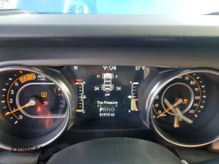 2022 Jeep Wrangler Unlimited Willys with VIN 1C4HJXDM0NW152614, listed as a Copart auction lot 83208664 with 51,913 mi miles and Salvage Title. Bid and sale history available at DreamBid. Image 9.