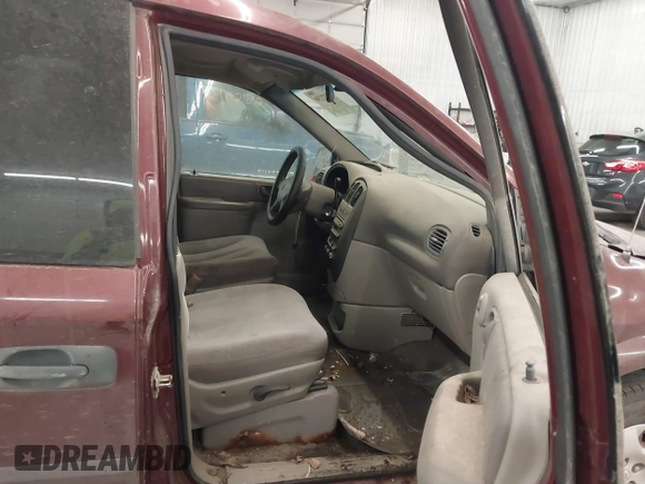 2003 Dodge Grand Caravan with VIN 2D4GP24333R188486, listed as a IAAI auction lot 41822158 with 185,044 mi miles and . Bid and sale history available at DreamBid. Image 5.
