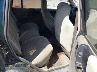 1994 Jeep Grand Cherokee Laredo with VIN 1J4GZ58S2RC118502, listed as a IAAI auction lot 42701778 with 420,559 mi miles and . Bid and sale history available at DreamBid. Image 8.