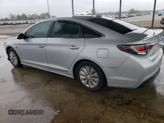 2017 Hyundai Sonata Hybrid SE with VIN KMHE24L11HA055375, listed as a Copart auction lot 76179663 with 100,776 mi miles. Bid and sale history available at carsss.com. Image 2.