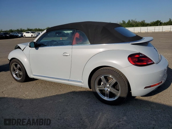 2018 Volkswagen Beetle S z VIN 3VW5DAAT8JM517356, wystawiony jako Copart lot #52709705 z przebiegiem 36 437 mil mil oraz Szkoda całkowita • Salvage title. Historia ofert i sprzedaży dostępna na DreamBid. Obrazek 2.
