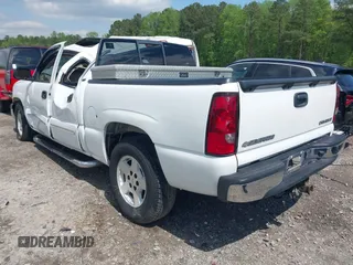 2005 Chevrolet Silverado 1500 LS with VIN 2GCEC13T751366249, listed as a IAAI auction lot 41986002 with 194,795 mi miles and . Bid and sale history available at DreamBid. Image 3.