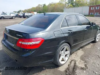 2010 Mercedes-Benz E 550 Luxury with VIN WDDHF7CB0AA050244, listed as a IAAI auction lot 42172510 with 160,080 mi miles and . Bid and sale history available at DreamBid. Image 4.