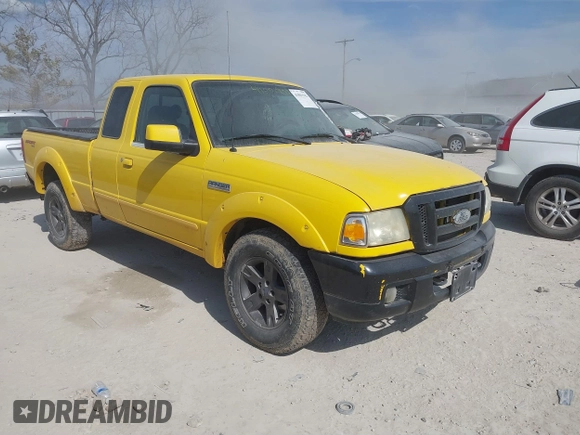 2006 Ford Ranger XL with VIN 1FTZR15E86PA03915, listed as a IAAI auction lot 41801942 with 153,697 mi miles. Bid and sale history available at carsss.com. Image 1.
