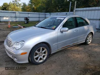2007 Mercedes-Benz C with VIN WDBRF87H97F875194, listed as a Copart auction lot 71915014 with 104,021 mi miles and Clean title. Bid and sale history available at DreamBid. Image 1.
