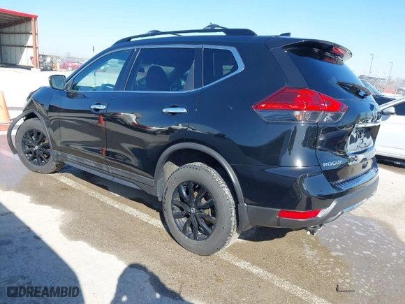 2017 Nissan Rogue SV with VIN 5N1AT2MV5HC825065, listed as a IAAI auction lot 41752795 with 77621 miles. Bid and sale history available at carsss.com. Image 3.
