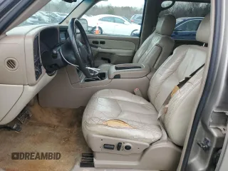 2003 Chevrolet Suburban LS with VIN 3GNEC16Z43G288590, listed as a Copart auction lot 45089865 with 317,052 mi miles and Salvage Title. Bid and sale history available at carsss.com. Image 7.