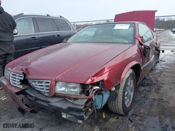1998 Cadillac Eldorado with VIN 1G6EL12Y9WU603149, listed as a IAAI auction lot 41406943 with 1 mi miles. Bid and sale history available at carsss.com. Image 2.