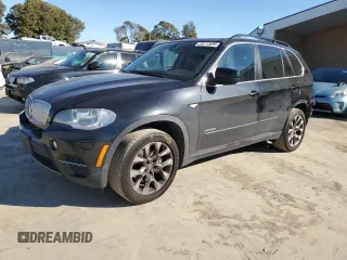 2013 BMW X5 xDrive35i with VIN 5UXZV4C54D0G50092, listed as a Copart auction lot 88713695 with 109,313 mi miles and Salvage Title. Bid and sale history available at carsss.com. Image 1.