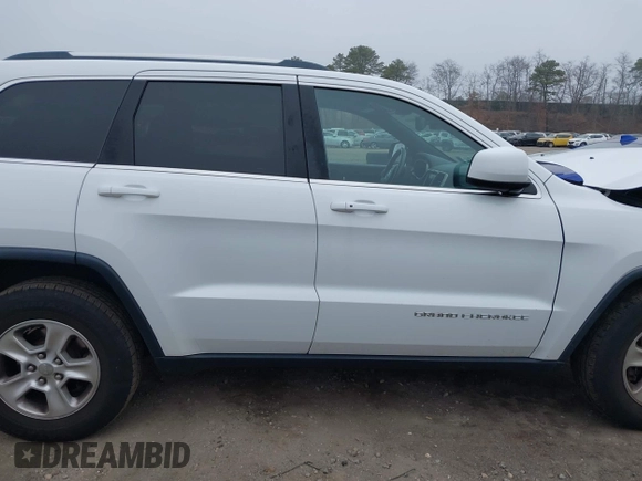 2014 Jeep Grand Cherokee Laredo with VIN 1C4RJFAG8EC109458, listed as a IAAI auction lot 41908466 with 59,427 mi miles. Bid and sale history available at carsss.com. Image 13.