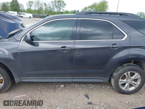 2015 Chevrolet Equinox LT z VIN 1GNFLFEK4FZ135685, wystawiony jako IAAI lot #42177710 z przebiegiem 95 214 mil mil oraz . Historia ofert i sprzedaży dostępna na DreamBid. Obrazek 15.