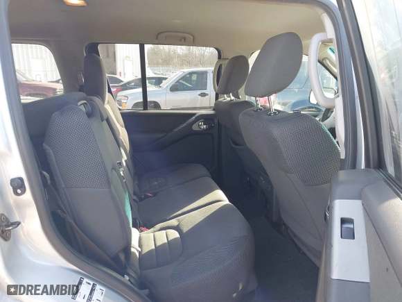 2012 Nissan Pathfinder LE with VIN 5N1AR1NNXCC626223, listed as a IAAI auction lot 41605858 with 234,382 mi miles. Bid and sale history available at carsss.com. Image 8.