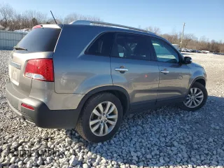2011 Kia Sorento LX with VIN 5XYKTDA29BG065420, listed as a Copart auction lot 44386425 with 167,033 mi miles and Salvage Title. Bid and sale history available at carsss.com. Image 3.