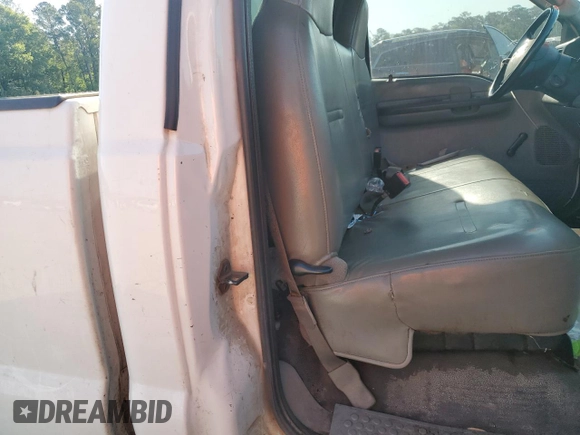 2004 Ford F-250 XL с VIN 1FTNF20L64EA41896, выставлен на аукционе Copart как лот 52894005 с пробегом 384 137 миль миль и Списание • Salvage title. История ставок и продаж доступна на DreamBid. Изображение 10.