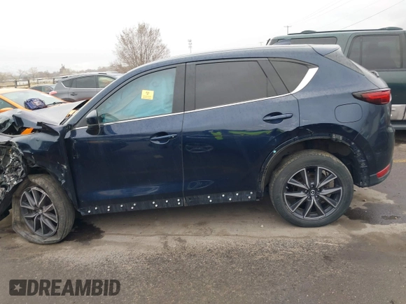 2018 Mazda CX-5 Grand Touring with VIN JM3KFBDM8J0345821, listed as a IAAI auction lot 41789284 with 1 mi miles. Bid and sale history available at carsss.com. Image 13.
