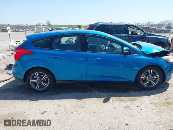 2014 Ford Focus SE with VIN 1FADP3K20EL383687, listed as a IAAI auction lot 42004089 with 127,374 mi miles. Bid and sale history available at carsss.com. Image 14.