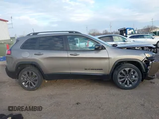 2021 Jeep Cherokee Latitude Lux with VIN 1C4PJMMX6MD182960, listed as a IAAI auction lot 41236861 with 49,679 mi miles and . Bid and sale history available at carsss.com. Image 14.