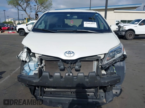 2017 Toyota Sienna XLE Auto Access Seat with VIN 5TDYZ3DC5HS826348, listed as a IAAI auction lot 42083865 with 81,439 mi miles and . Bid and sale history available at DreamBid. Image 13.