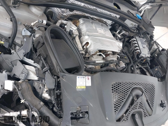 2022 Porsche Macan Turbo z VIN WP1AF2A53NLB31162, wystawiony jako IAAI lot #41902026 z przebiegiem 24 714 mil mil oraz . Historia ofert i sprzedaży dostępna na DreamBid. Obrazek 22.