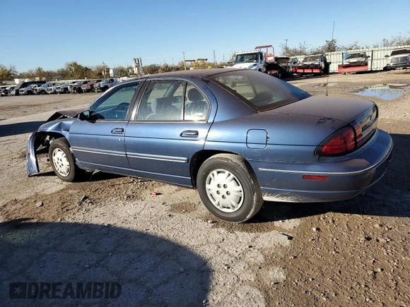 1997 Chevrolet Lumina LS with VIN 2G1WL52M0V1100215, listed as a Copart auction lot 78924694 with 200,402 mi miles and Salvage Title. Bid and sale history available at DreamBid. Image 2.
