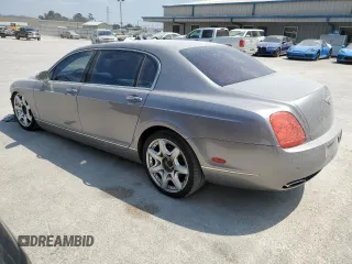 2007 Bentley Flying Spur z VIN SCBBR93W17C049884, wystawiony jako Copart lot #64380983 z przebiegiem Nie podano mil oraz . Historia ofert i sprzedaży dostępna na DreamBid. Obrazek 2.