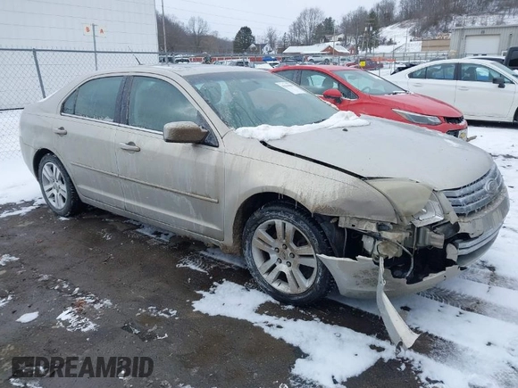 2009 Ford Fusion SEL with VIN 3FAHP08ZX9R107528, listed as a IAAI auction lot 41634988 with 113,352 mi miles. Bid and sale history available at carsss.com. Image 1.