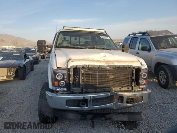 2008 Ford F-250 XL with VIN 1FTSW21R78ED64009, listed as a Copart auction lot 61823275 with 179,518 mi miles and Salvage title. Bid and sale history available at DreamBid. Image 5.