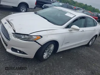 2014 Ford Fusion SE Hybrid с VIN 3FA6P0LUXER125766, выставлен на аукционе IAAI как лот 42178177 с пробегом 284 385 миль миль и . История ставок и продаж доступна на DreamBid. Изображение 17.